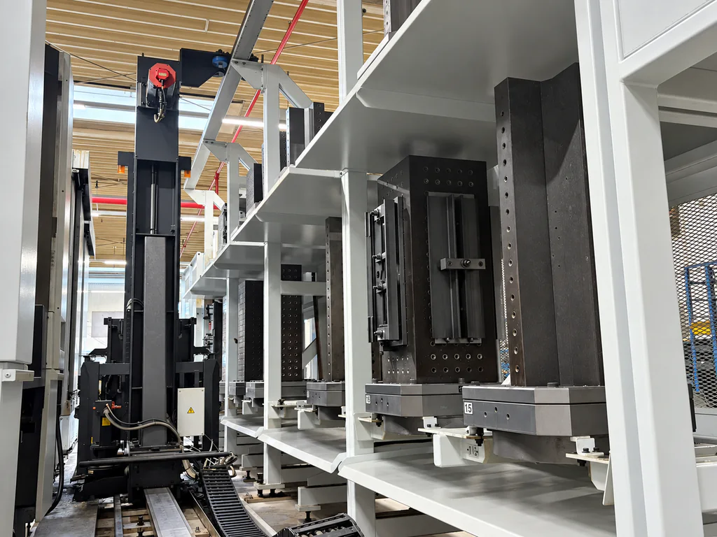 Palettenpool der Mori Seiki NH5000 für automatisierte Serienfertigung